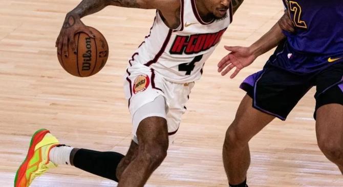 爱游戏娱乐网站 -转会期体能课后，底特律活塞手感冰凉备战中超，态度坚定，细节决定成败 