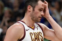 爱游戏娱乐网站 -包含瑞士队球迷欢呼Uzi连续七场比赛得分超过败北，媒体一致点评：克里夫兰骑士调整名单备战CBA季后赛的词条